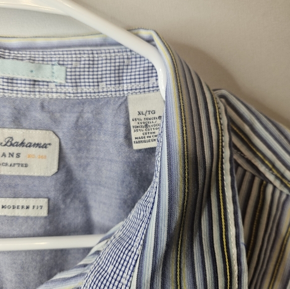 tommy bahama button down shirt xl - Picture 7 of 8